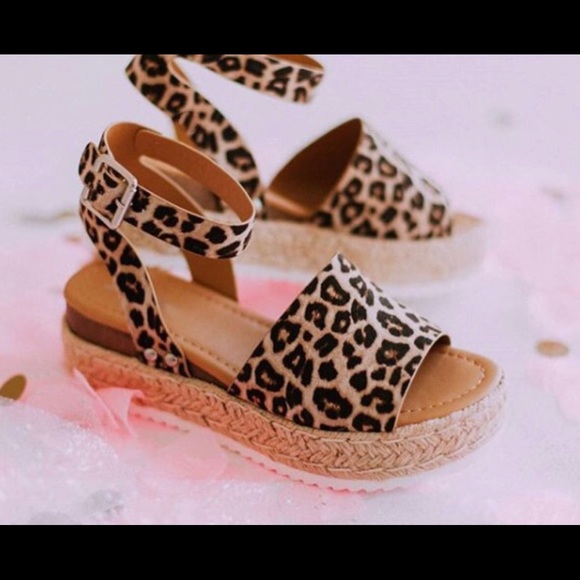 Platform Cheetah Print Sandals - Picture 2 of 3